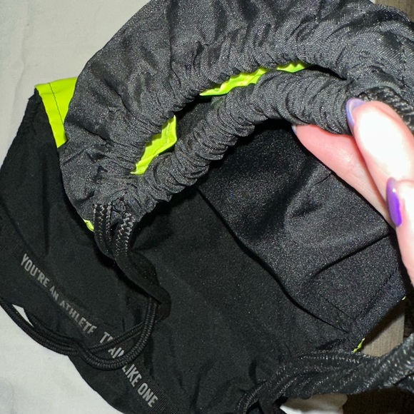 Nike drawstring sports backpack - Picture 5 of 6